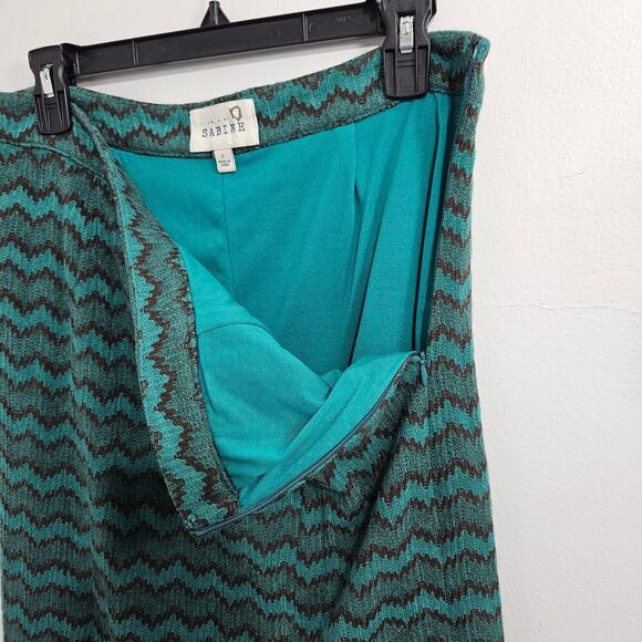Sabine Green Chevron Knit Scalloped High Rise Pencil Skirt. Size Large. - Picture 4 of 7